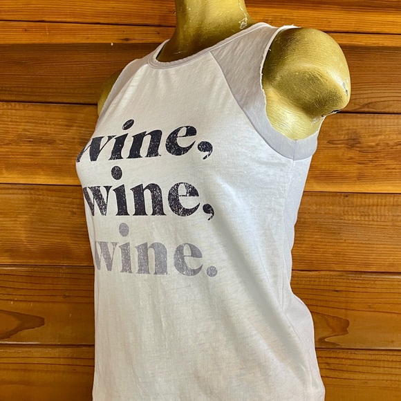 GRAYSON THREADS NWOT Wine WINE Wine TANK TOP Size Small - Picture 2 of 9